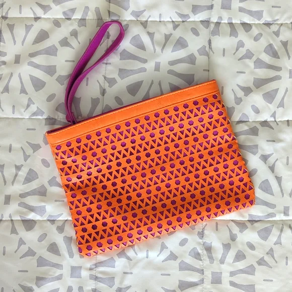 Shiraleah Color Block Clutch. - Picture 1 of 8